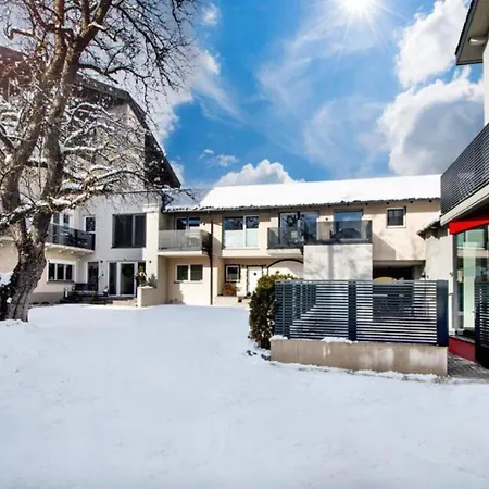 Haus Schnoell 3 Holiday home Mittersill
